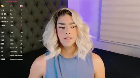 scarleth_sweety online show from June 24, 1:26 am