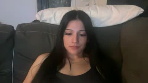 Snapshot of scarletskyee chatting on June 24, 12:42 am scarlet skyee online show from June 24, 12:42 am