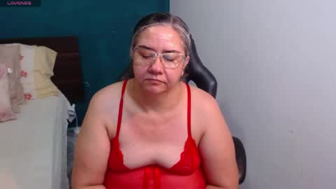 Scarlett  online show from June 4, 1:22 am