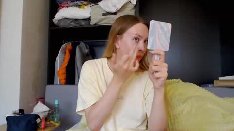 Snapshot of scarlettford chatting on September 17, 11:01 am Scarlett online show from September 17, 11:01 am