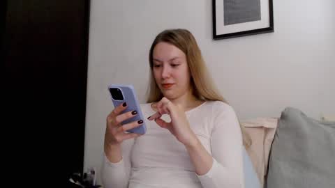 Snapshot of scarlettford chatting on October 23, 4:39 pm Scarlett online show from October 23, 4:39 pm