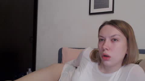 Snapshot of scarlettford chatting on November 3, 4:08 pm Scarlett online show from November 3, 4:08 pm