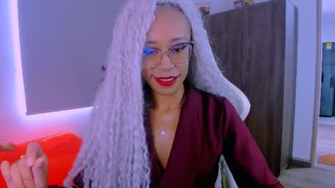 Snapshot of scarlettmalbec chatting on July 7, 8:35 pm Scarlett online show from July 7, 8:35 pm