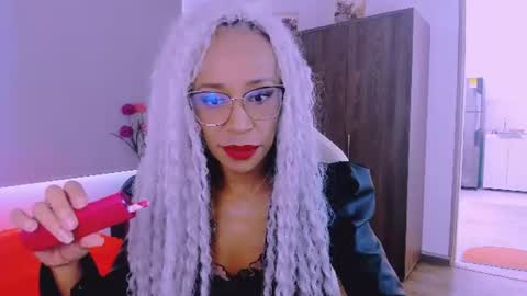Snapshot of scarlettmalbec chatting on July 10, 8:00 pm Scarlett online show from July 10, 8:00 pm