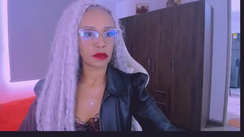 Snapshot of scarlettmalbec chatting on July 21, 9:06 pm Scarlett online show from July 21, 9:06 pm