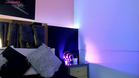 scarlettorres online show from September 17, 5:25 pm