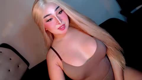 scarllet_thompson08 online show from March 26, 9:53 pm