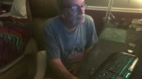 Snapshot of scotsman_62 chatting on March 28, 7:08 am scotsman_62 online show from March 28, 7:08 am