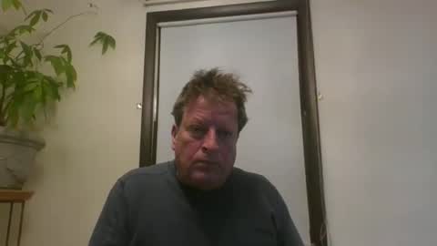 scottpbi52 online show from January 10, 5:05 am