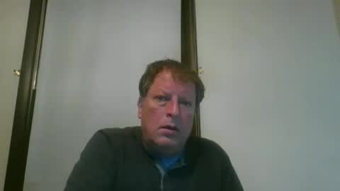 scottpbi52 online show from May 15, 2:51 am