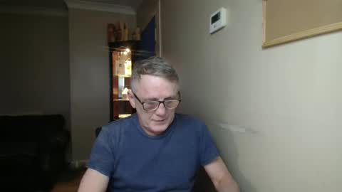 James online show from February 24, 6:06 pm