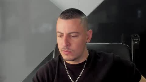 Ricardo online show from February 5, 2:33 pm