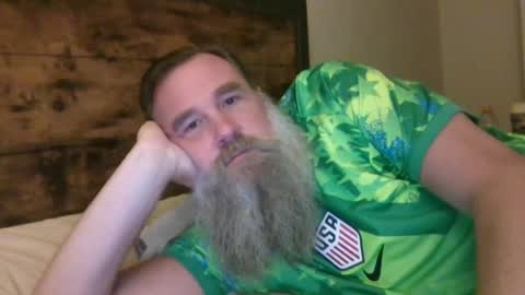 Snapshot of scottybobbit chatting on June 20, 1:09 am Scott online show from June 20, 1:09 am
