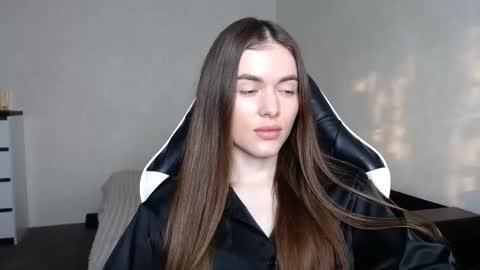 scratc_h online show from April 1, 3:09 pm