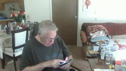 Snapshot of seahunter1953 chatting on May 17, 6:37 pm seahunter1953 online show from May 17, 6:37 pm