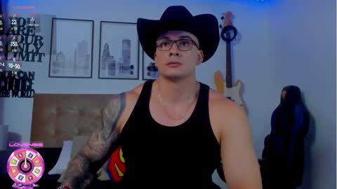 Sean Carrera online show from November 16, 2:06 am