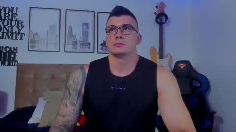 Sean Carrera online show from November 19, 3:17 am