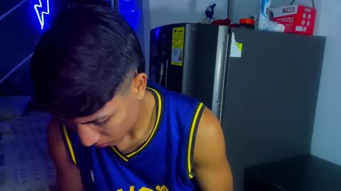 Sean Scoth online show from February 24, 5:11 am