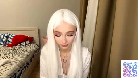 Kate online show from May 20, 7:31 pm