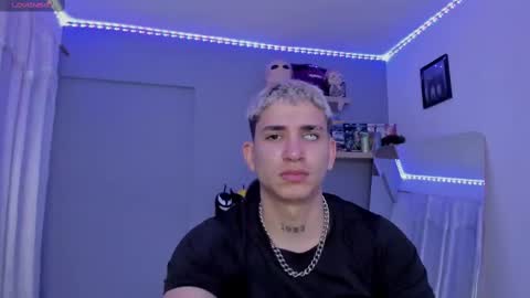 Sebastin online show from February 27, 7:04 pm