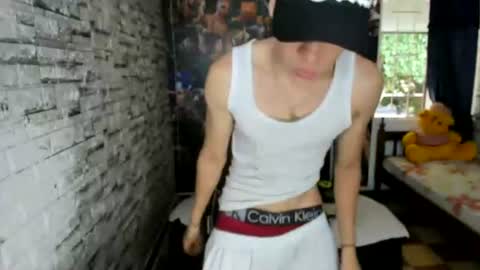 sebas jusa online show from July 17, 2:02 pm