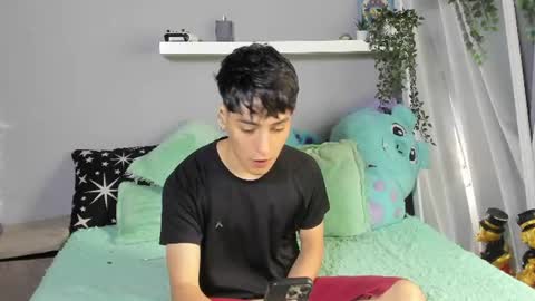 sebastian online show from June 12, 1:43 pm
