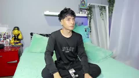 sebastian online show from June 17, 1:52 am