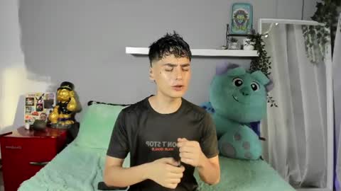 sebastian online show from June 18, 10:03 pm