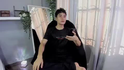 sebastian online show from July 15, 9:53 pm