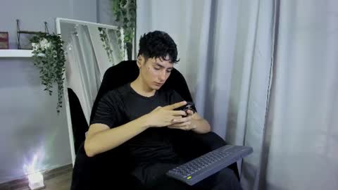 sebastian online show from July 16, 10:38 pm