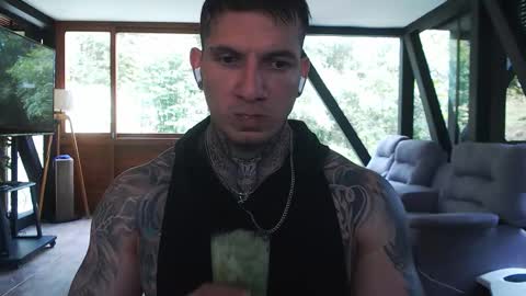 Sebastian online show from March 25, 6:58 pm