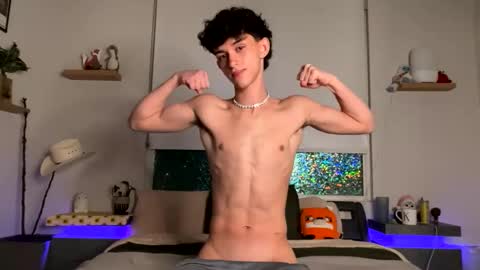 Snapshot of sebastianerosxxx chatting on May 16, 4:42 am SebastianErosX online show from May 16, 4:42 am