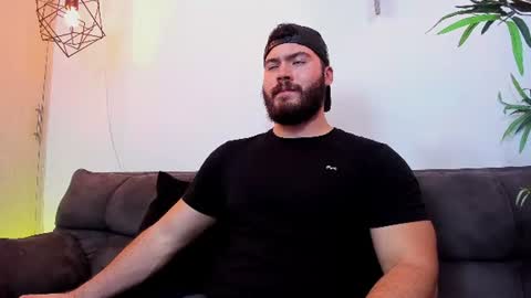 Snapshot of sebastianvilla__ chatting on July 11, 10:44 pm Instagram jeanpaulfit online show from July 11, 10:44 pm