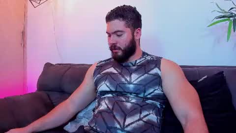 Snapshot of sebastianvilla__ chatting on July 13, 11:07 pm Instagram jeanpaulfit online show from July 13, 11:07 pm