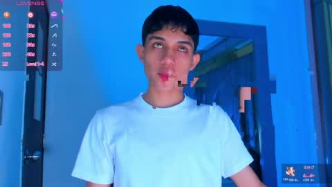 Sebastian online show from April 2, 8:28 pm