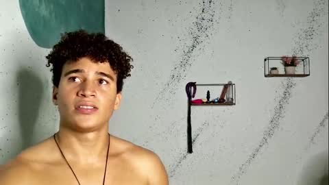 Snapshot of second_kai chatting on December 9, 3:07 am kai online show from December 9, 3:07 am