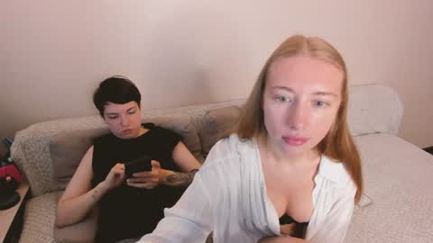 Amanda and  pair in a real life we love each other but can play with you online show from July 3, 7:04 am