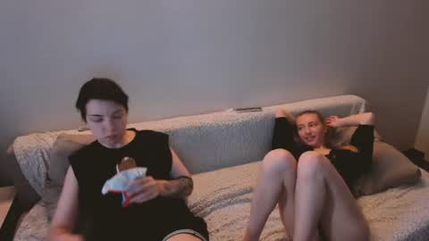 Amanda and  pair in a real life we love each other but can play with you online show from July 8, 11:26 am