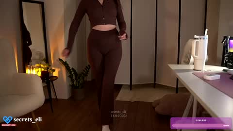 Eliz online show from April 18, 7:07 pm