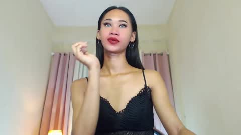 ashly online show from June 26, 2:38 am