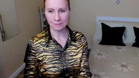 seductive_foxy_ online show from September 26, 8:40 am