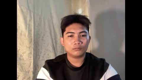 Snapshot of seductive_william chatting on January 10, 8:27 am William online show from January 10, 8:27 am