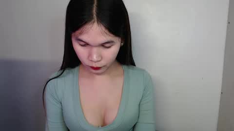 MEG online show from December 12, 10:45 am