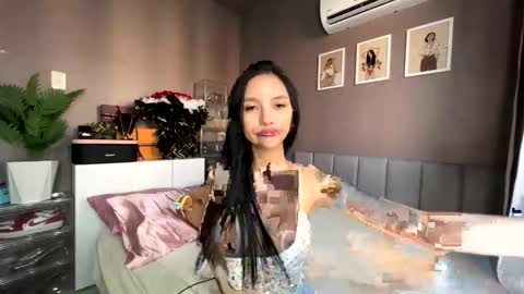 Stacie online show from March 29, 8:47 am