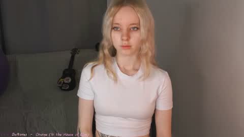 See Its honey bunny  im Lana online show from June 26, 4:11 pm