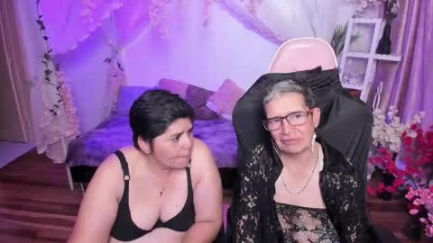 Selena online show from November 7, 4:23 am