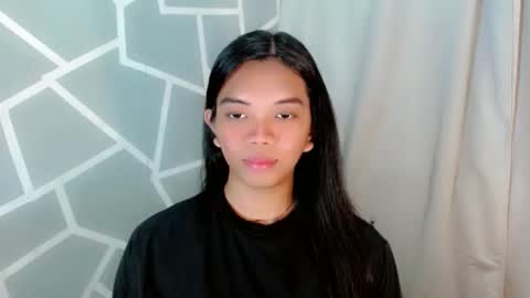 Snapshot of selena_fuckdoll chatting on June 6, 1:00 am Selena online show from June 6, 1:00 am