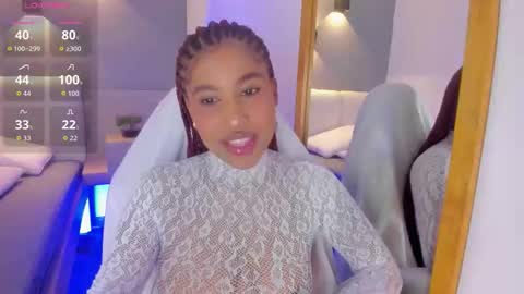 Selena online show from December 16, 10:42 am