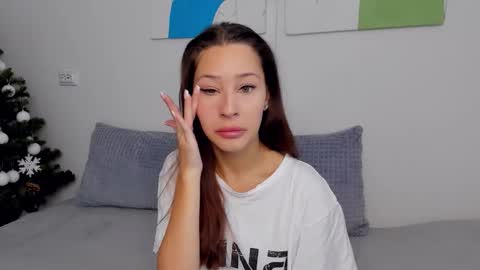 Selena online show from January 6, 7:56 am