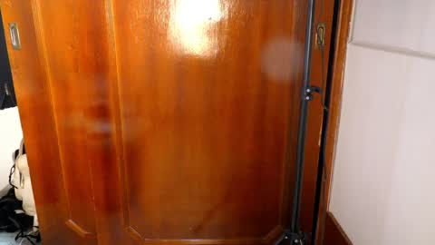Snapshot of selene_moretti chatting on June 7, 1:04 pm selene online show from June 7, 1:04 pm